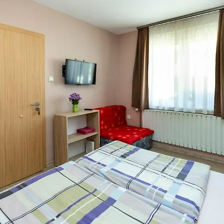 Apartment Cecey Eger