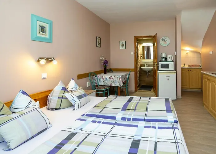 Cecey 아파트 에게르