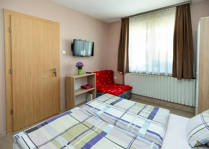 아파트 Cecey 에게르